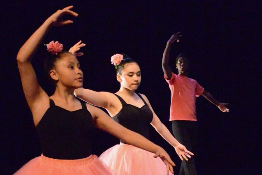 Youth Beginning Ballet